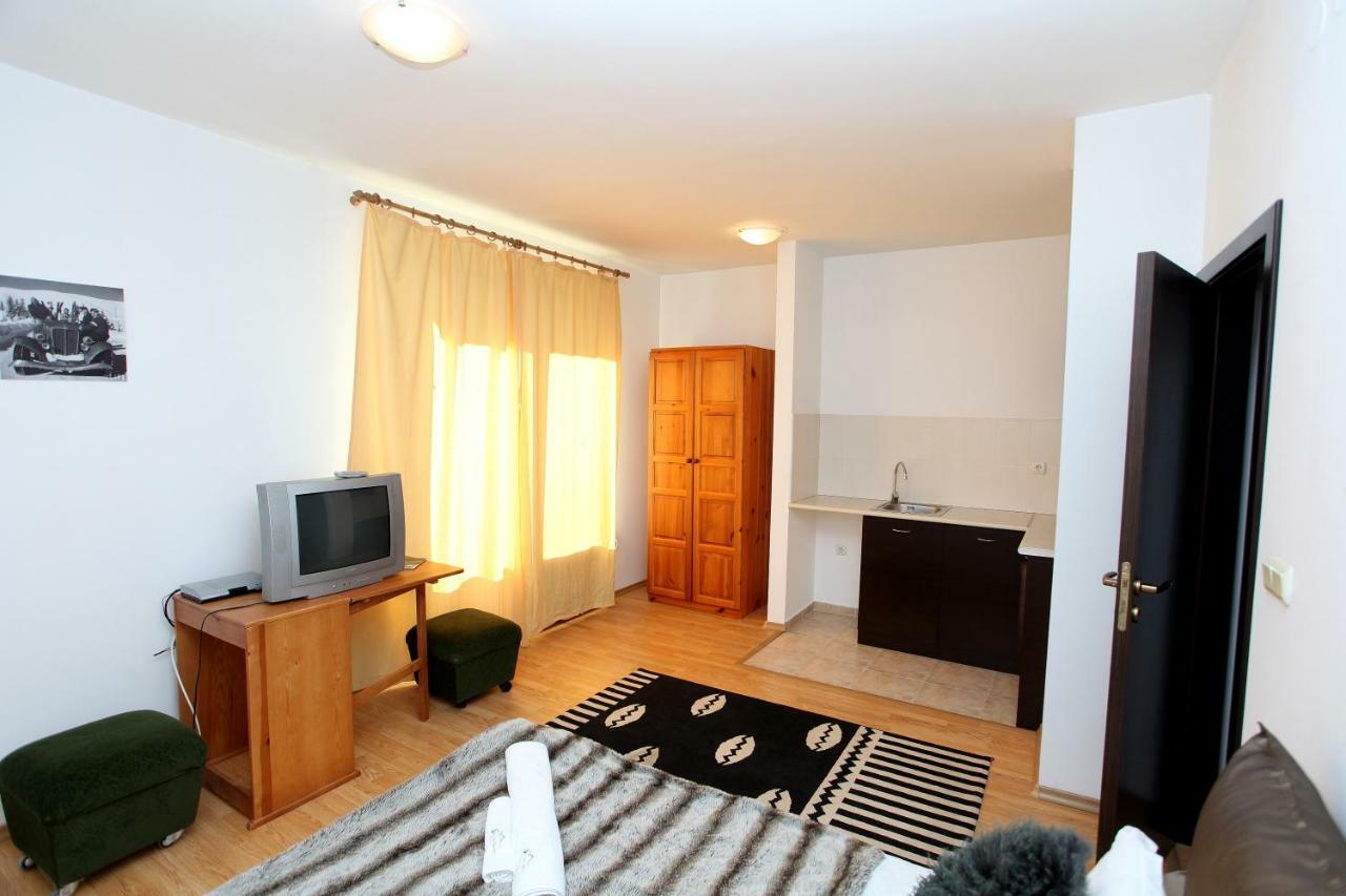 Snow Pearl Residence & Free Spa Bansko Exteriör bild